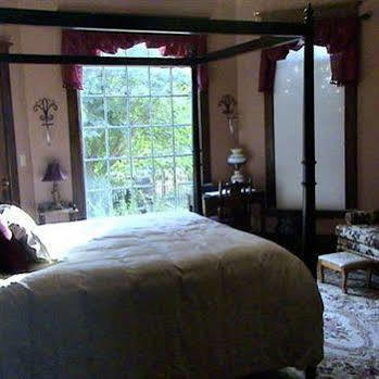 Отель The Old Coe House Burkesville Экстерьер фото